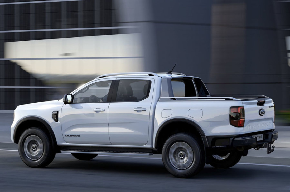 Ford-Ranger_Plug-in_Hybrid-2025-1600-07.jpg