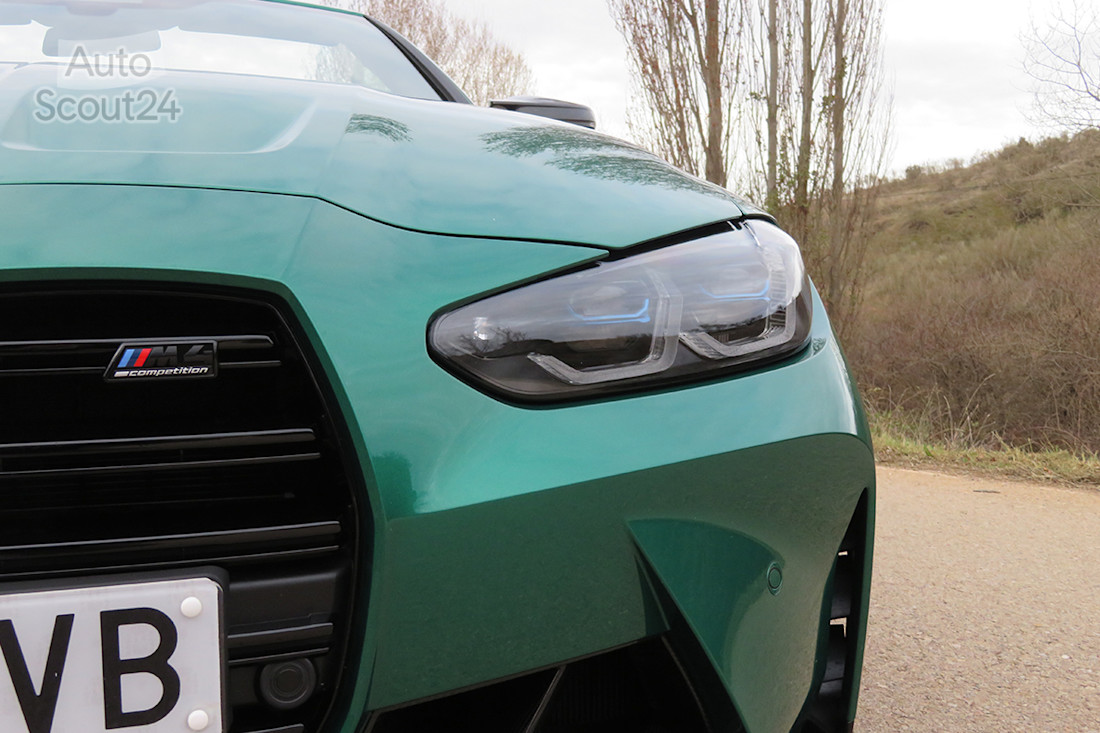 8_BMW_M4_cabrio_faro.JPG