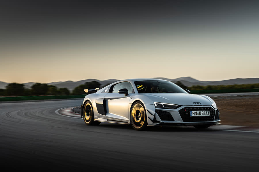 Audi-R8-V10-GT-RWD-2022-autoscout24 (16).jpg