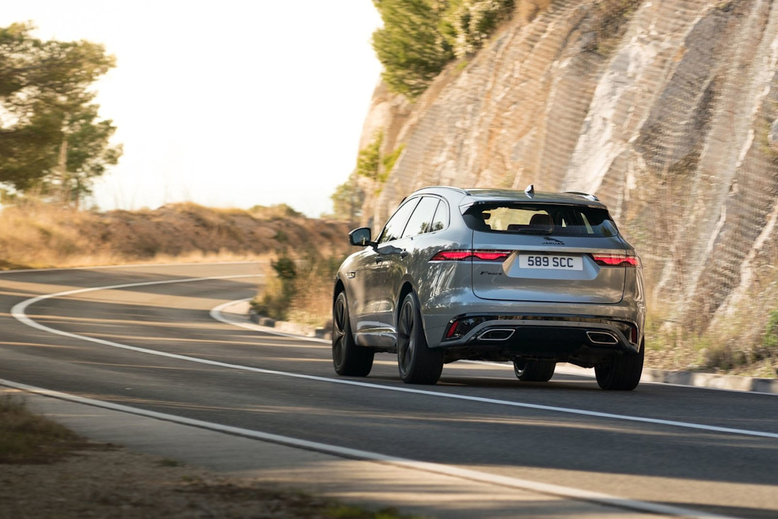 Jaguar F-Pace: Als Facelift auch teilelektrisch
