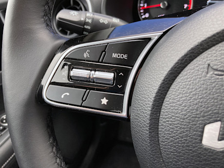 Kia Forte5 EX iVT 2022 : essai routier Image