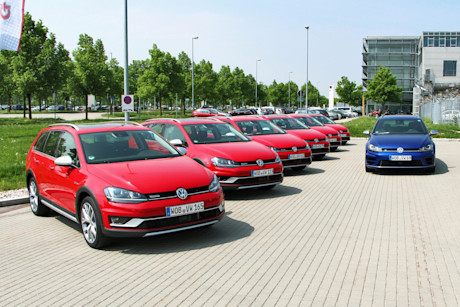 Editorial 2016 volkswagen golf alltrack jy 24