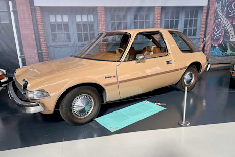 Editorial 12 1975 amc pacer