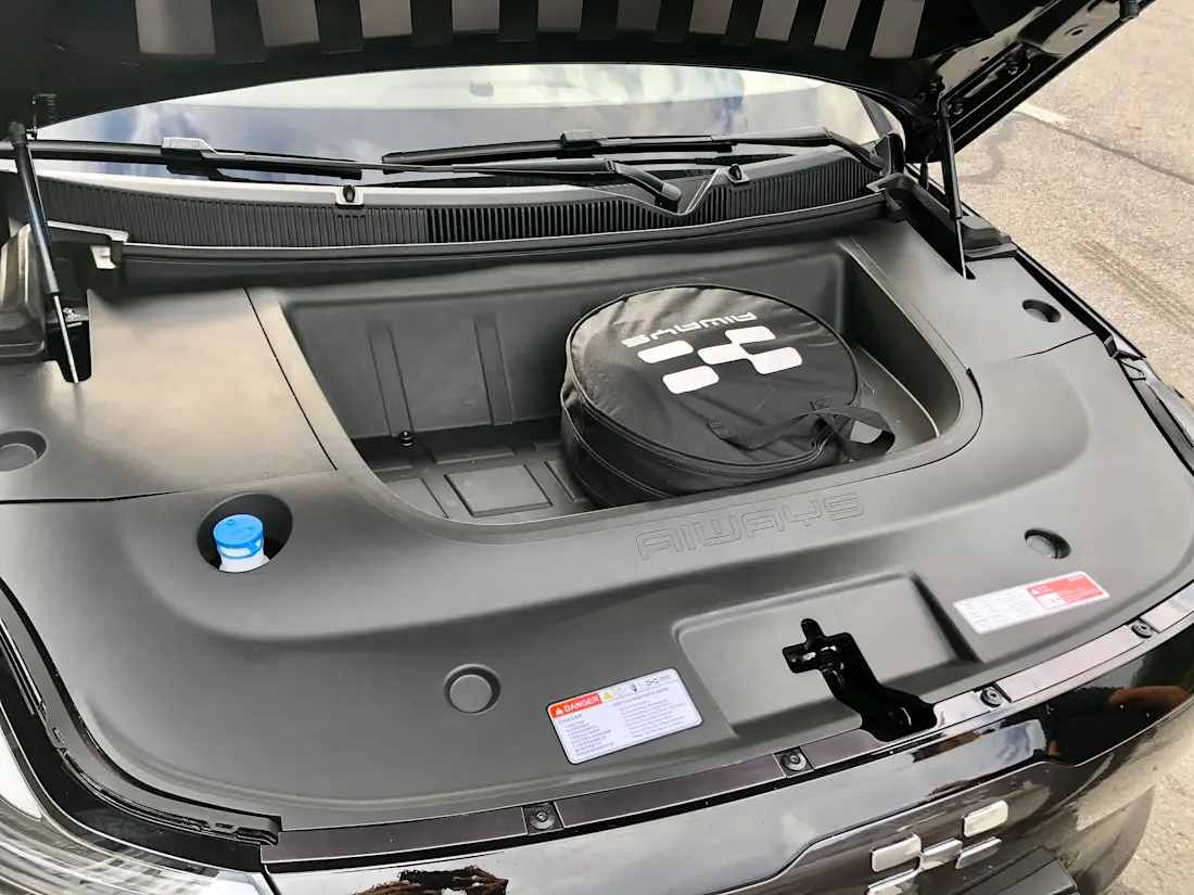 Aiways U5 Roadtrip Elektroauto Frunk