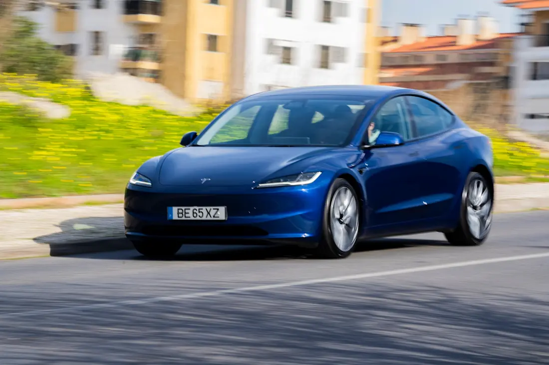 Ombrello Antivento Per Tesla Model 3/S/X/Y - Compatto E Portatile - Foto 4