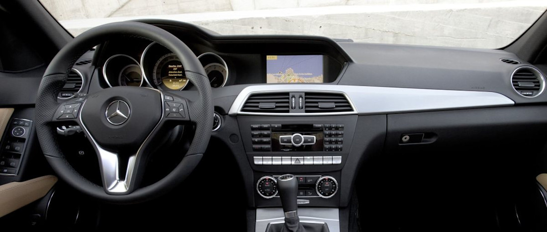 Mercedes-Benz-C280_2