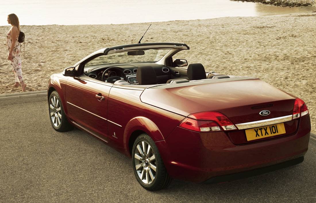 2lCipWrwiA8186ceAzfDVv-96acc00eeb54dc07d6aed81315625256-ford-focus-cc-back-1100