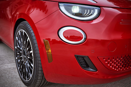 Editorial ft024 011fh