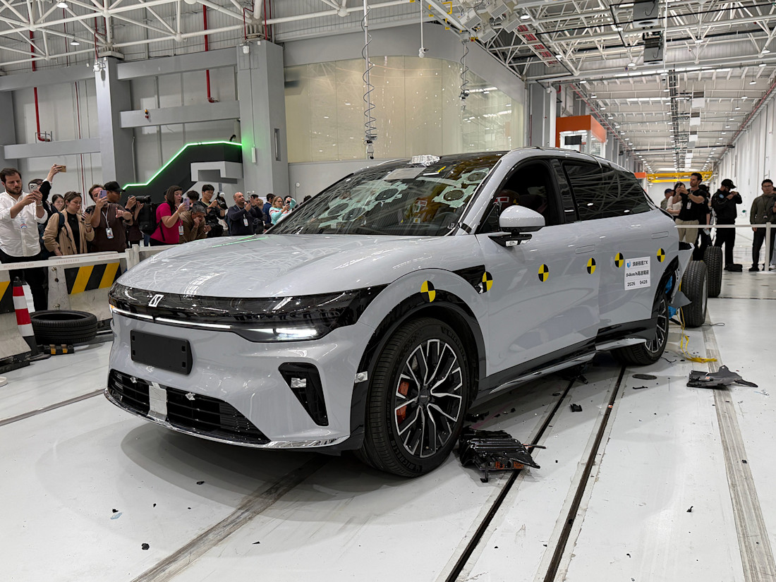 How Geely is Making Cars Safe for Canada - NF - CT - 260514 - 12.jpg