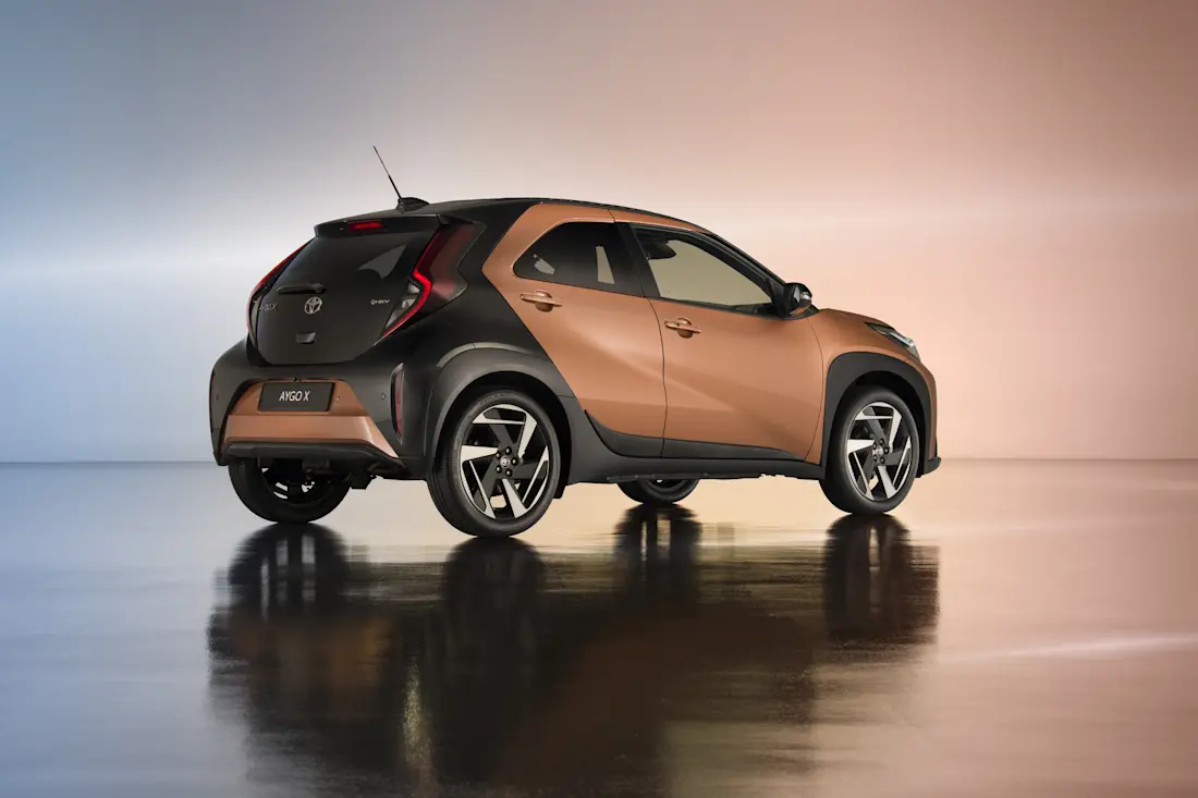 toyota-aygo-x-hybrid-2026-dit-is-de-zuinigste-toyota-zonder-stekker-2025-09