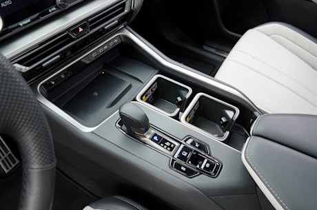 Lexus TX 500h 2026 : essai routier Body Image