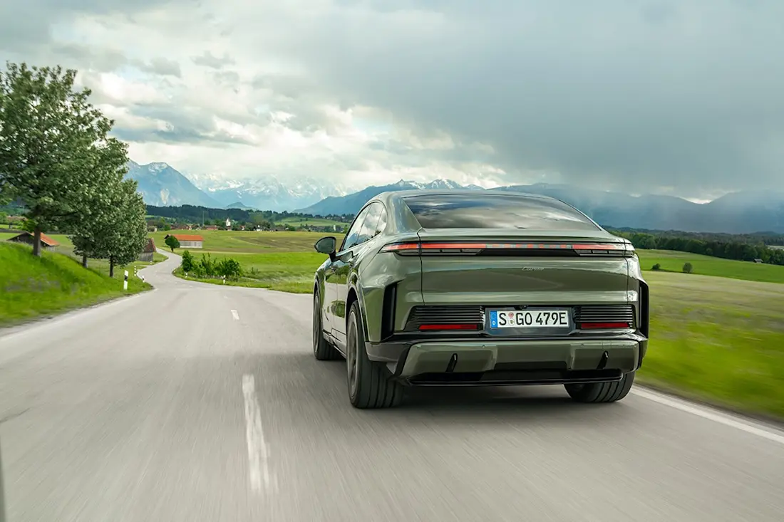 BEBE20260528 Porsche Cayenne Coupé Electric 05