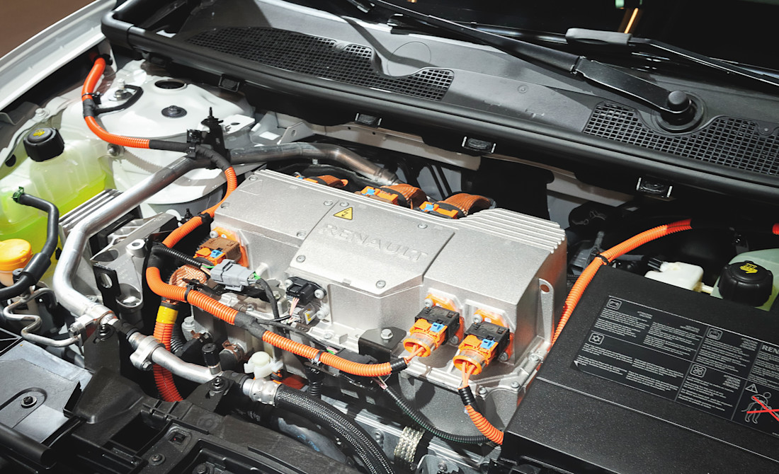 Motore auto elettrica: come funziona, tipologie e costi