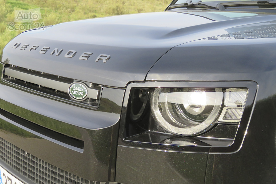 5_land_rover_defender 110 V8.JPG