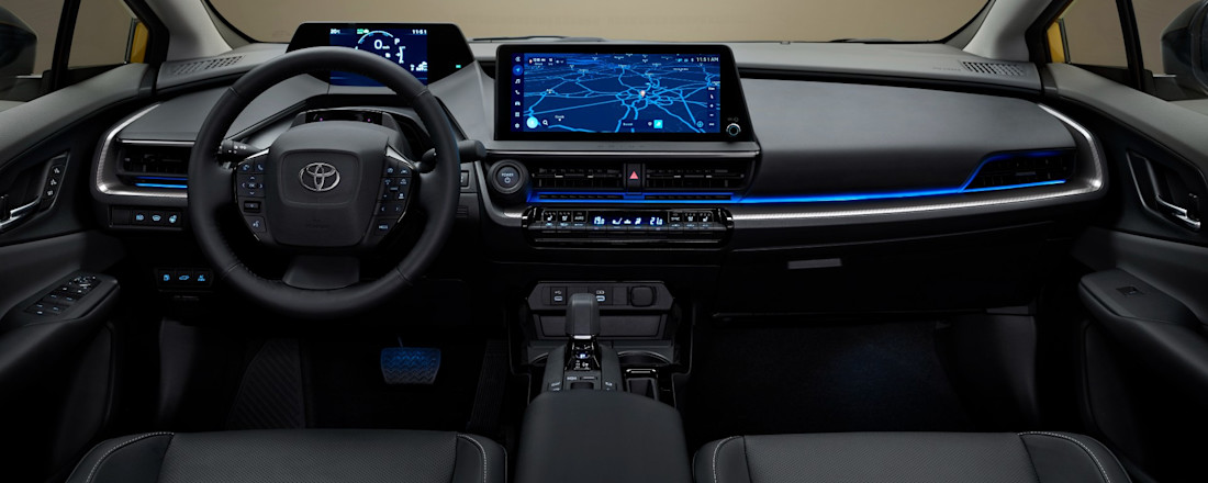 Nuova Toyota Prius Plug-in: listino e promozione di lancio
