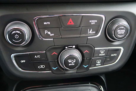 Editorial 2018 jeep compass limited 4x4 23 jm