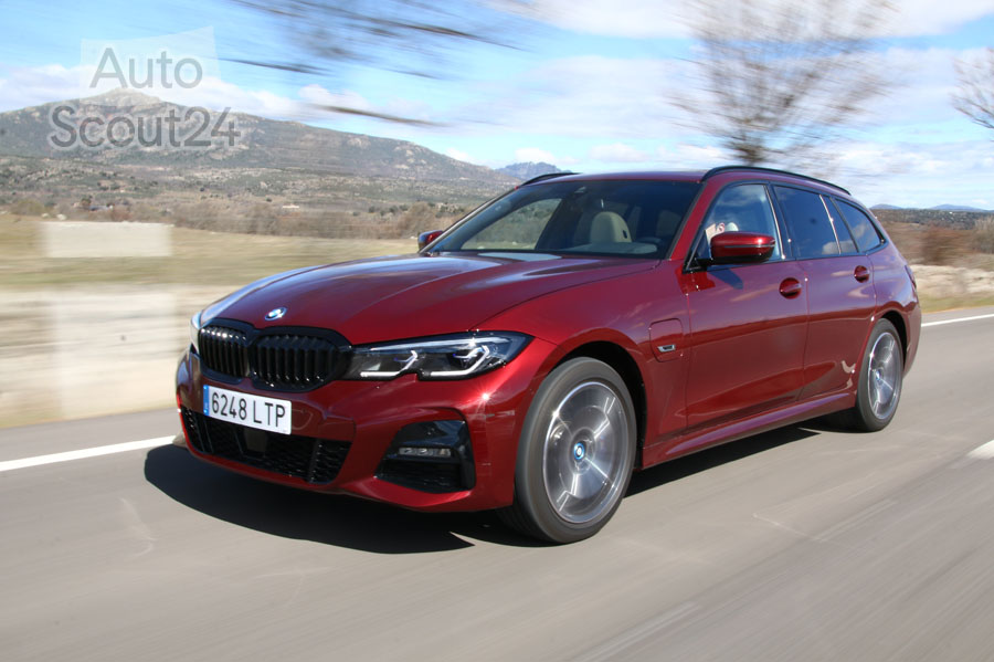 bmw-330e-touring (1).JPG