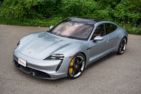 Editorial 2020 porsche taycan turbo s 05 di