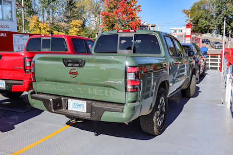 Editorial 2022 nissan frontier crew cab pro 4x 16 jm