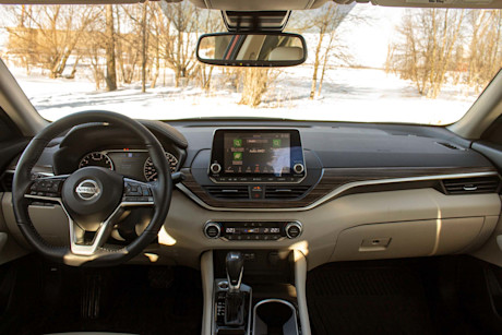 Nissan Altima 2020 contre Subaru Legacy 2020 : match comparatif Body Image