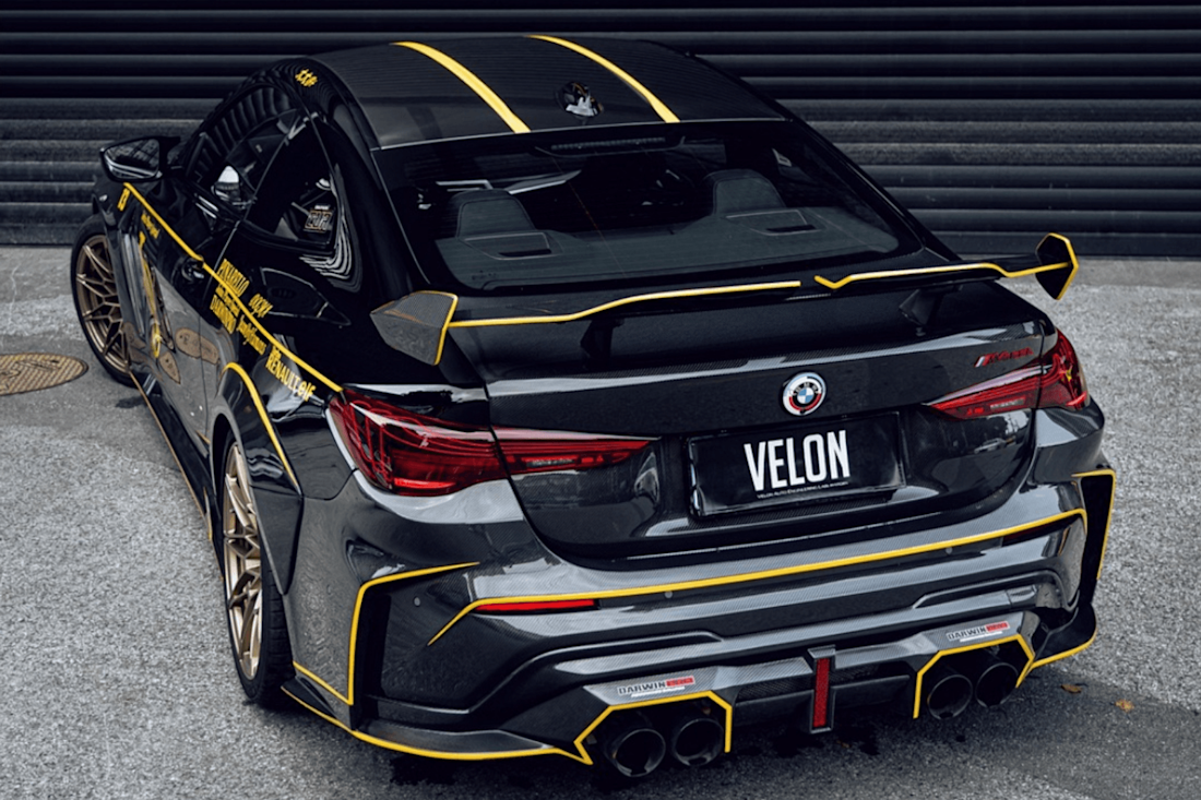BMW-M4-Competition-2023-john-player-special (1).png