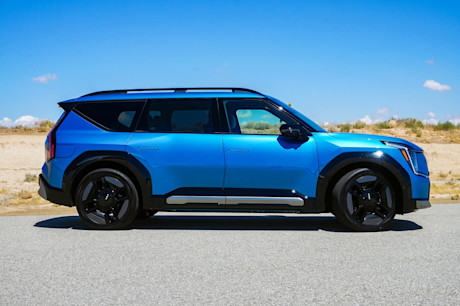 Editorial 2024 kia ev9 fd 230912 05 jl