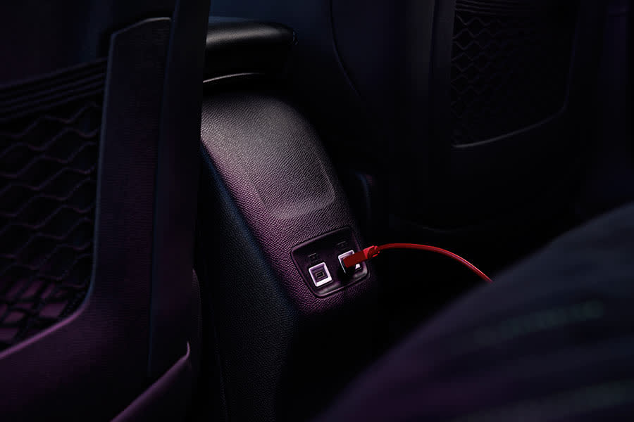 nuevo-peugeot-2008-interior-autocasion (2).jpg