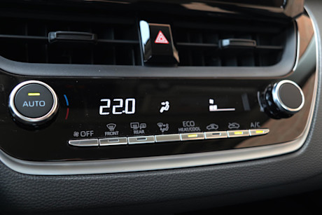 Editorial 2023 toyota corolla le upgrade td 230623 22 jm