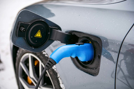 Volvo S60 Polestar Engineered vs BMW M340i 2020 : match comparatif Image