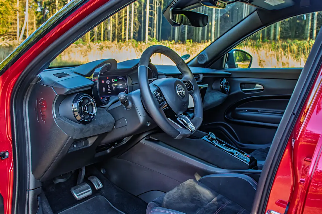 alfa-romeo-junior-cockpit