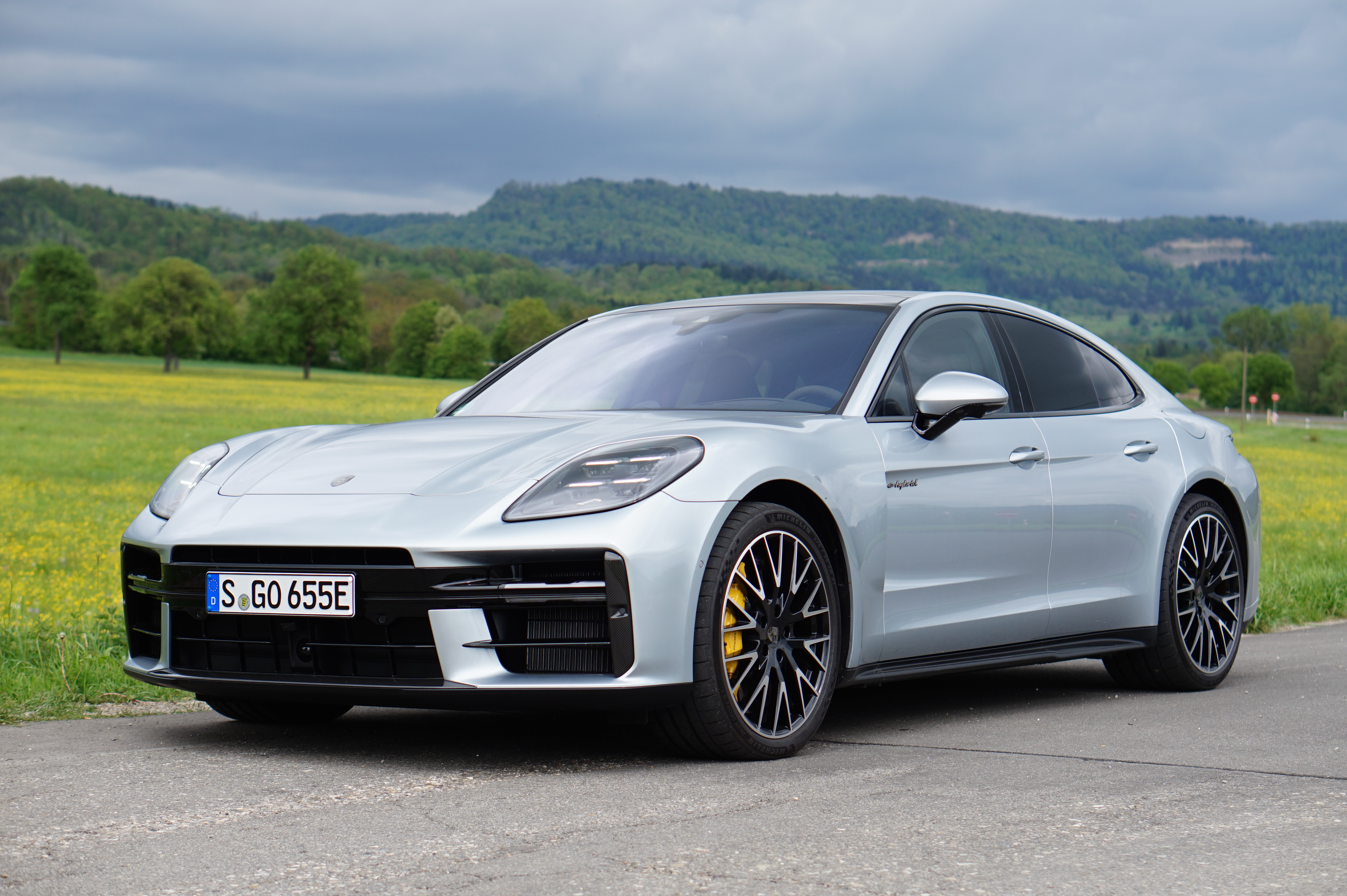 Porsche Panamera Reviews - AutoTrader.ca