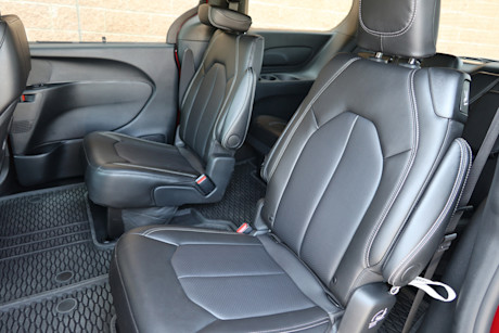 2025 Chrysler Grand Caravan Review Image