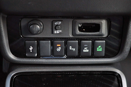Editorial 2020 mitsubishi outlander phev gt s awc 23 mb