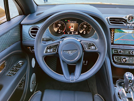 Editorial 2023 bentley bentayga 26 sb