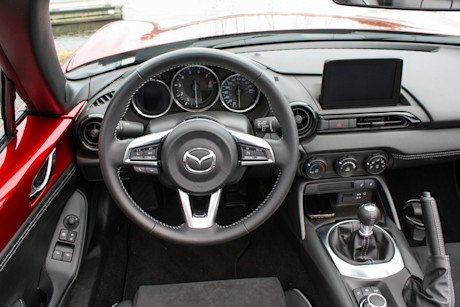 Mazda MX-5 GS-P 2023 : essai routier Body Image