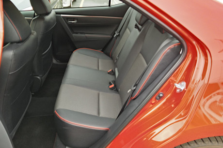 Editorial 2015 toyota  corolla jb 4