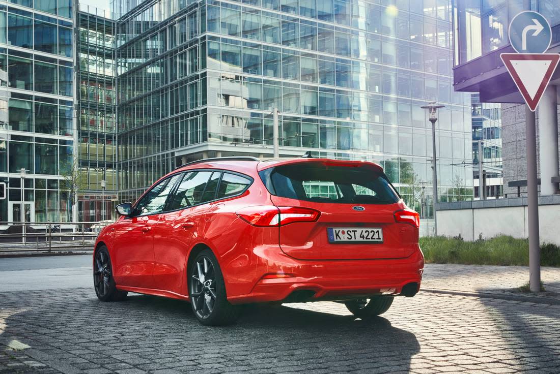 2qfS1SCeQ2hf56VcJQnxnH-282b94065b92fd5d9e8c2aed07b53de8-ford-focus-turnier-back-1100