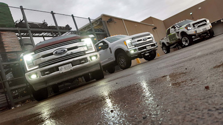 Editorial 2017 ford f 350 4x4 crew cab 04 jp