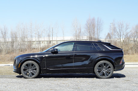 Cadillac Lyriq 2025 : essai routier Body Image