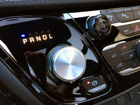 Editorial 2019 chrysler pacifica hybrid 35 db fr
