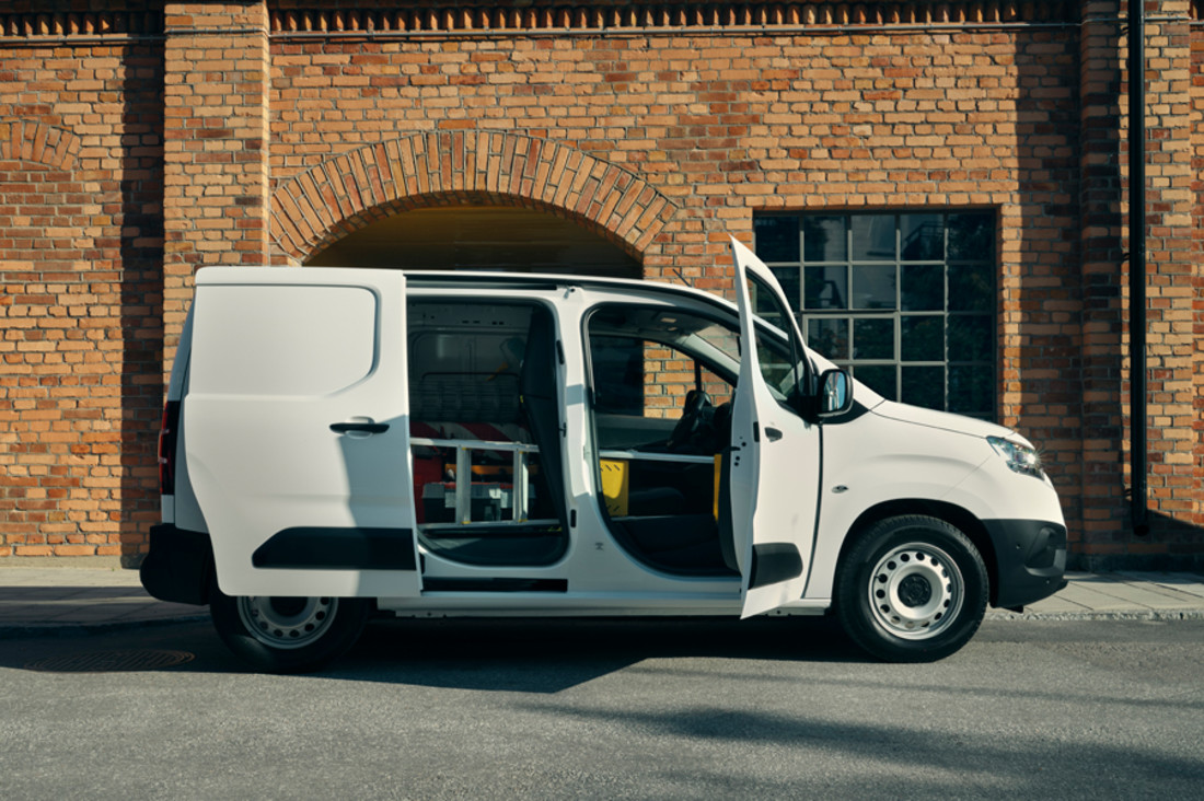 Toyota PROACE CITY VAN (6).jpg