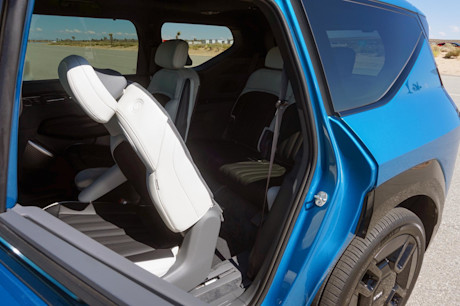 Editorial 2024 kia ev9 fd 230912 29 jl