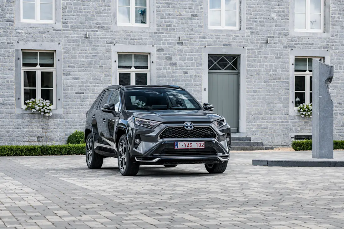 toyota rav4 plug-in hybrid 90