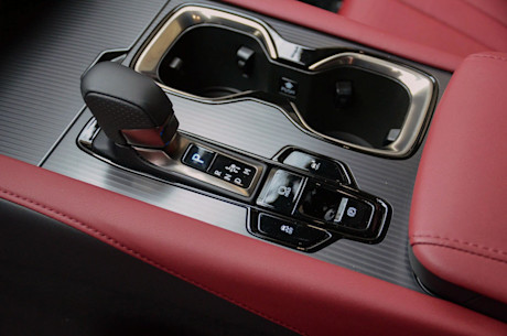 Lexus RX 500h 2024 : essai routier Body Image