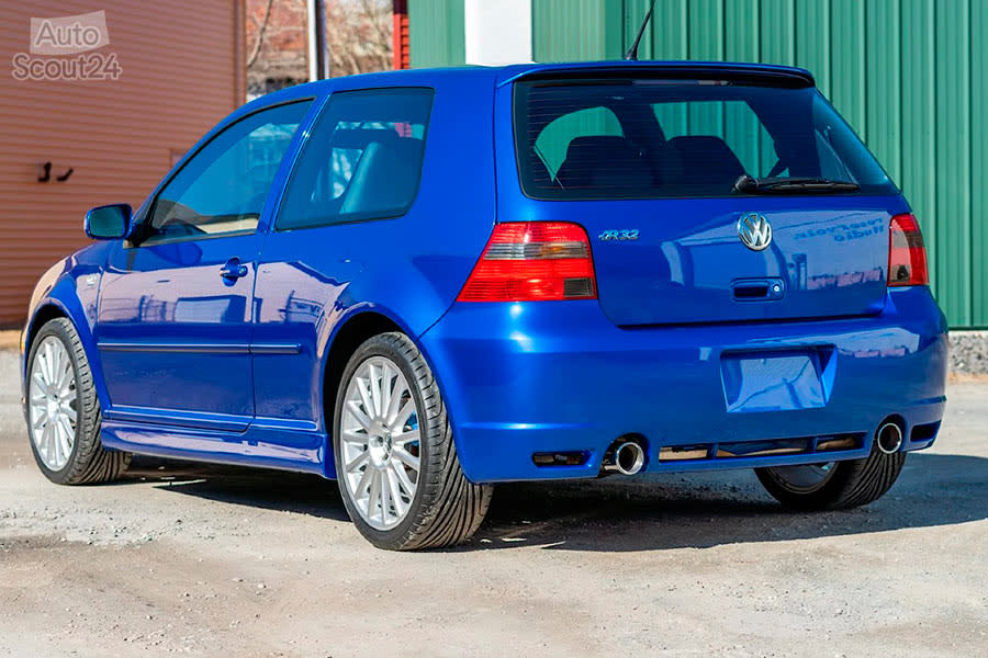 volkswagen-golf-r32-autoscout24 (10).jpg