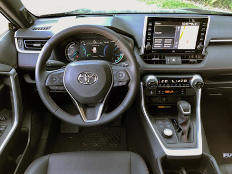 Editorial 2022 toyota rav4 prime xse awd 12 pb