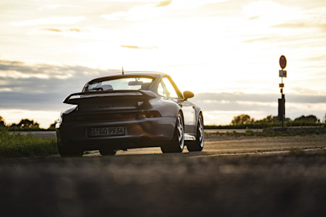 Editorial 1998 porsche 911 turbo s 993 4