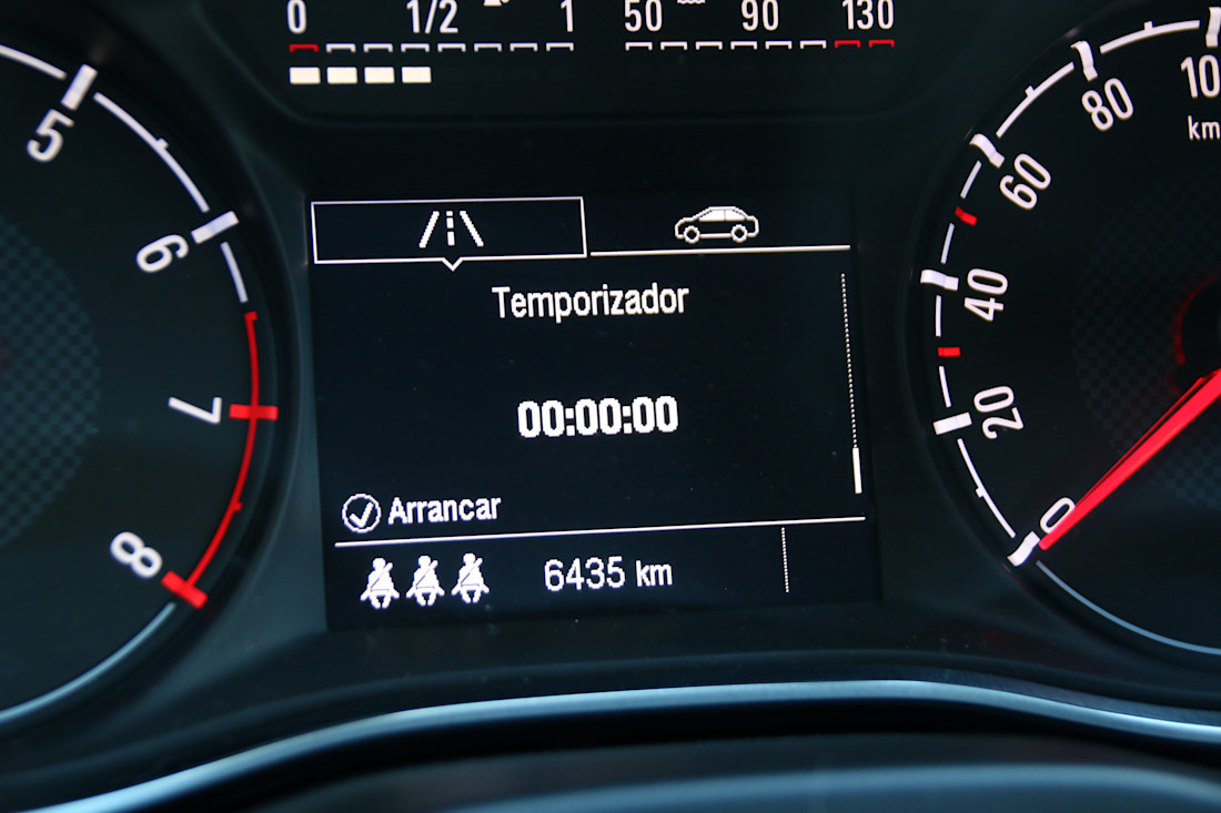 Opel Corsa GSi (15).JPG