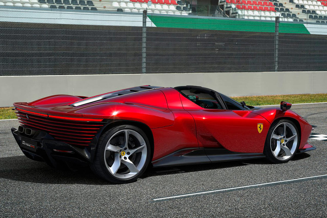 Ferrari Daytona SP3 2022 (1).jpg