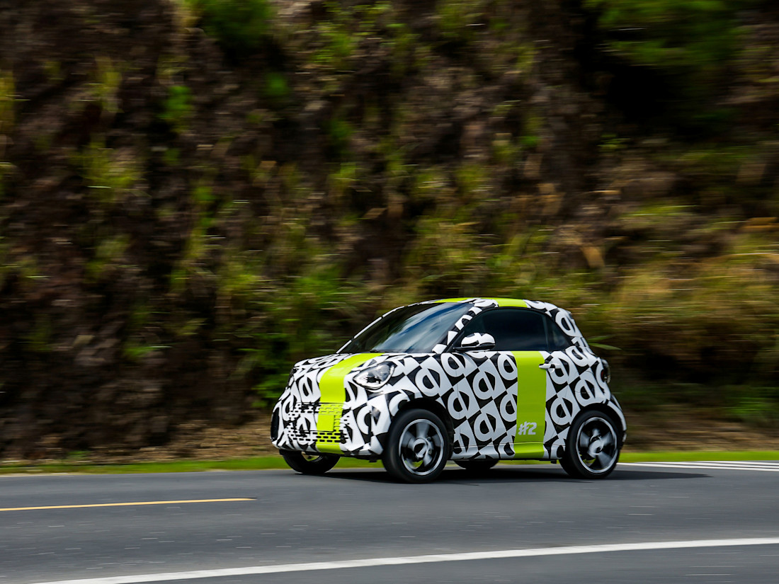 Smart #2, la nuova fortwo torna in strada prima del debutto a Parigi
